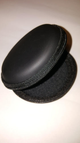 Fingertip Pulse Oximeter, Digital Blood Oxygen & Pulse Sensor Meter, Portable Fast Readings Oxygen Saturation Level Spo2 Meter Heart Rate Monitor OLED Display in 4 Directions [Updated Version] (Green)